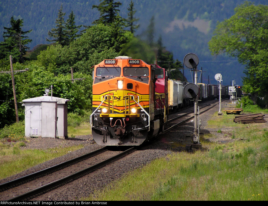 BNSF M-PTLPAS